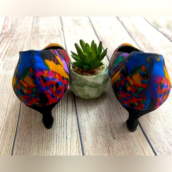 STUART WEITZMAN VINTAGE ‘80s multicolored heels Size 9 - Picture 10 of 11